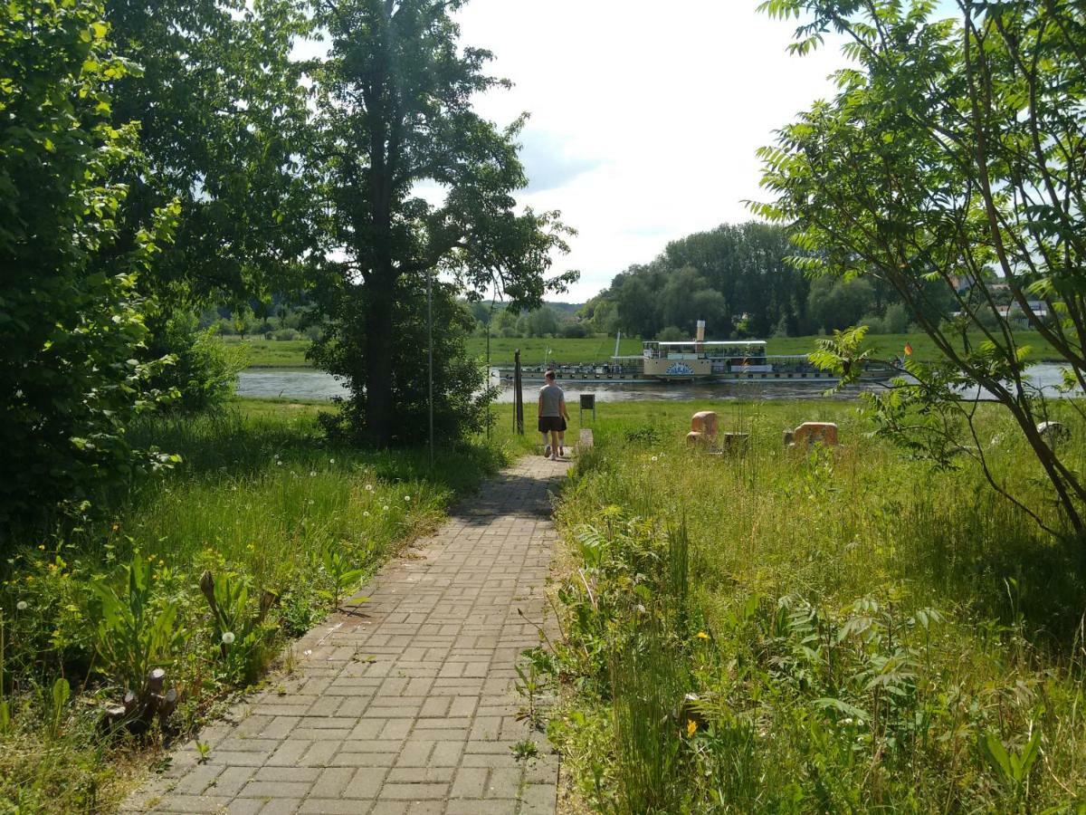 Pension Elbkiosk Kleinzadel Екстериор снимка